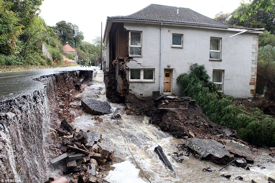  house with flood water